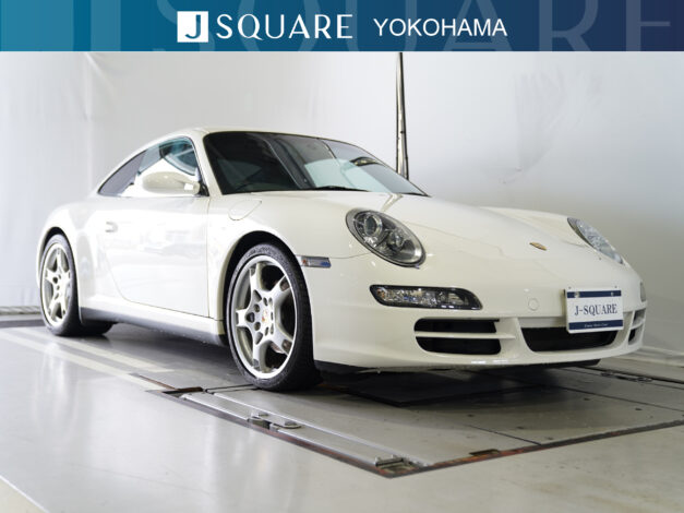 ポルシェ 911カレラ4 ティプトロニックS 4WD ホワイト入荷しました！