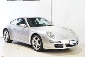 ポルシェ 911カレラ ティプトロニックS シルバーメタリック